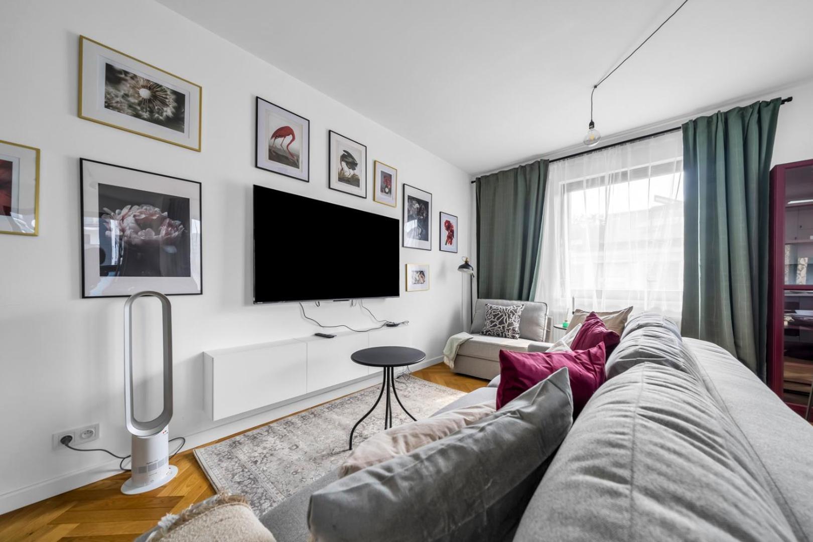 Skierniewicka Apt - Parking, Workspace, Balcony - By Rentujemy Varsovie Extérieur photo