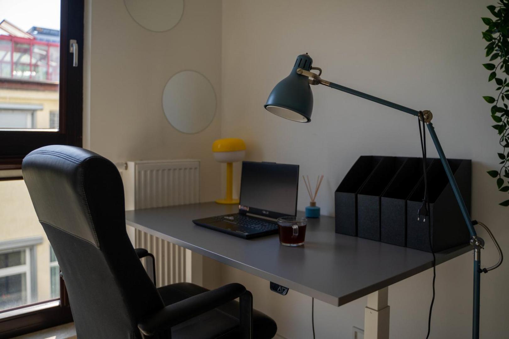 Skierniewicka Apt - Parking, Workspace, Balcony - By Rentujemy Varsovie Extérieur photo