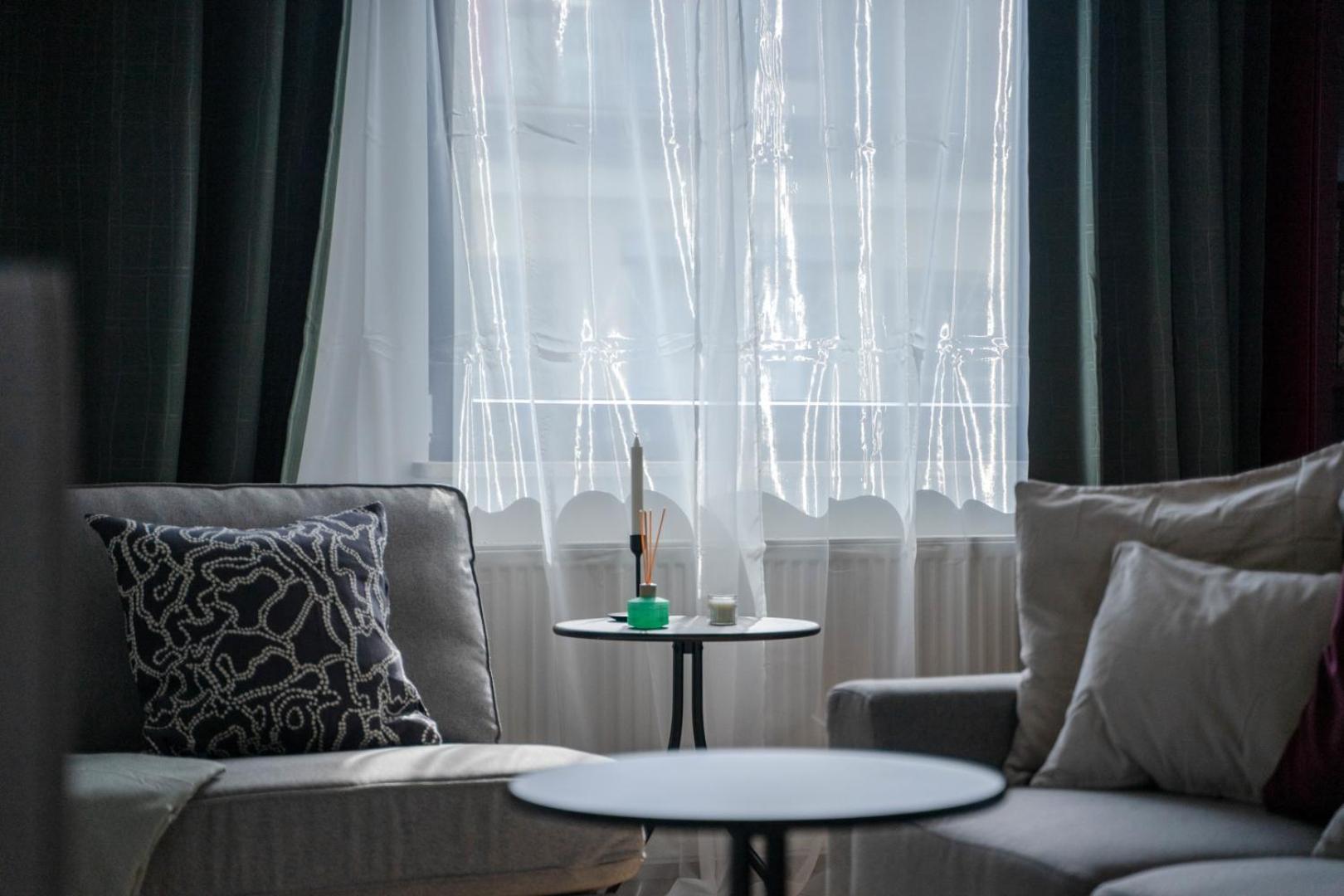 Skierniewicka Apt - Parking, Workspace, Balcony - By Rentujemy Varsovie Extérieur photo